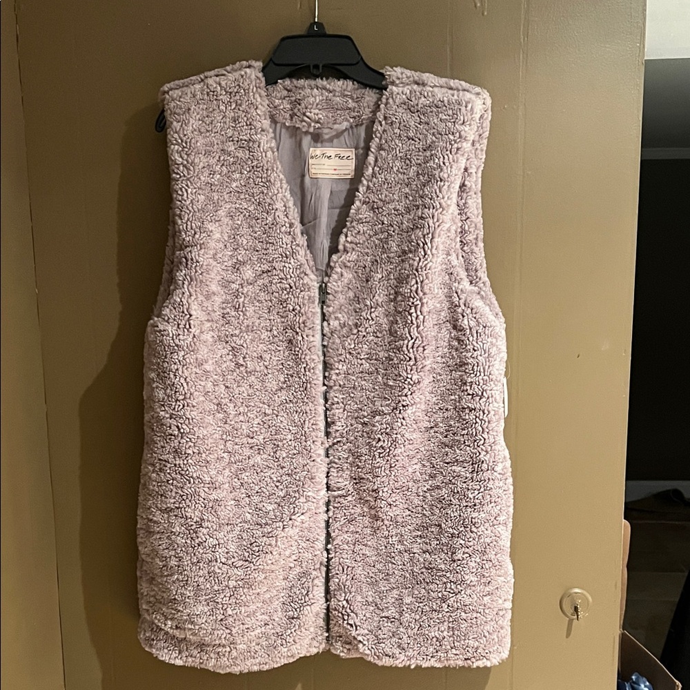 We The Free women’s Plush Sherpa Vest Sz M NWT
